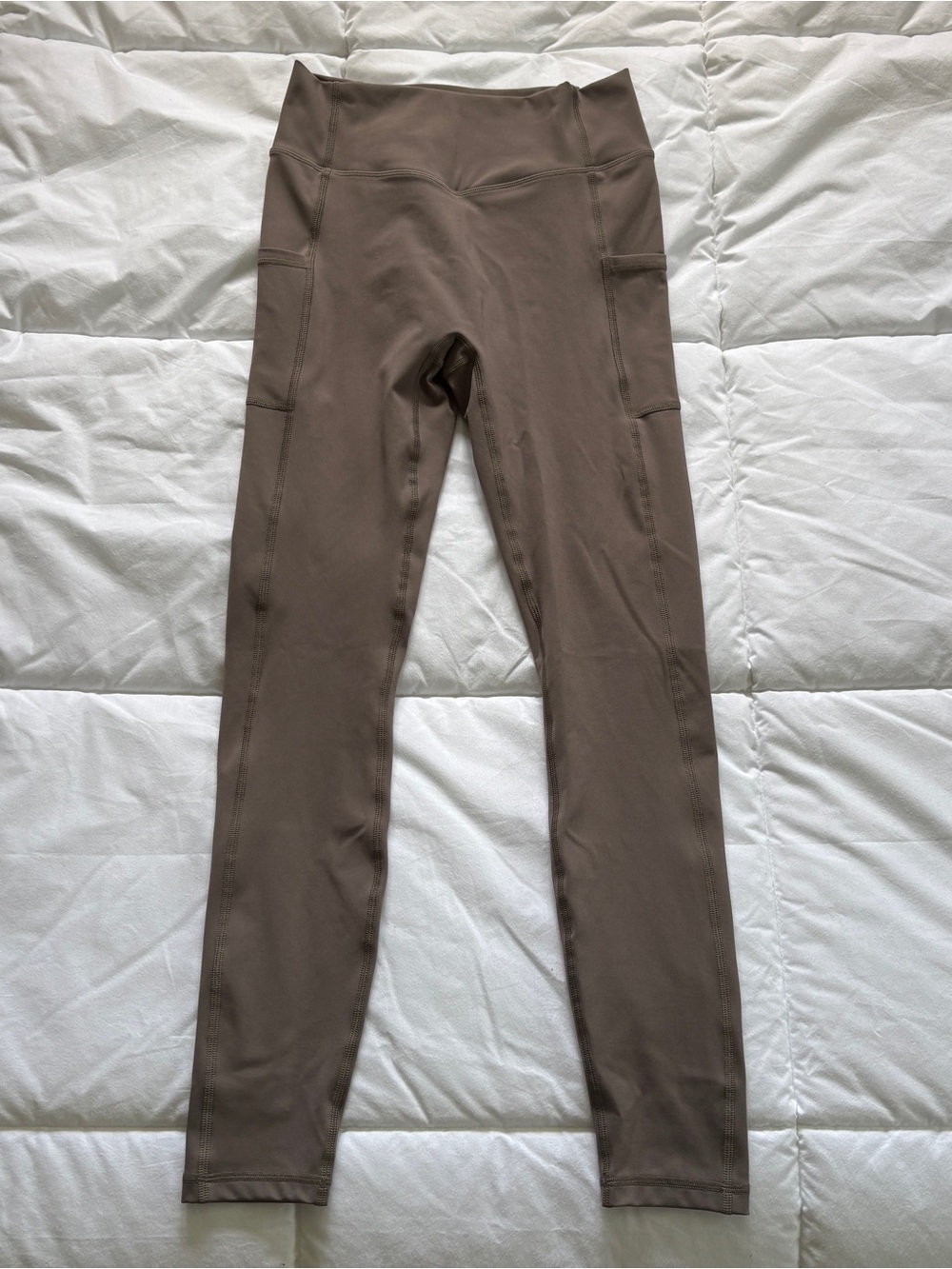 Brown FORM Leggings